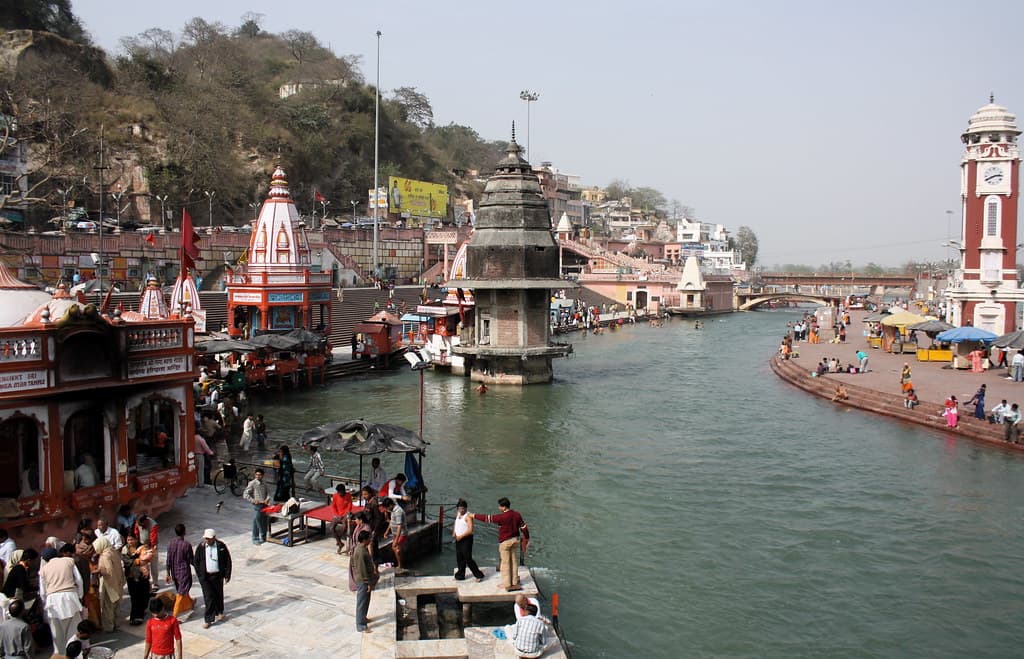 Stream view of Har Ki Pauri