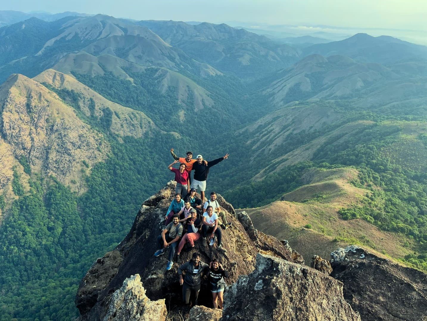 Ettina Bhuja peak