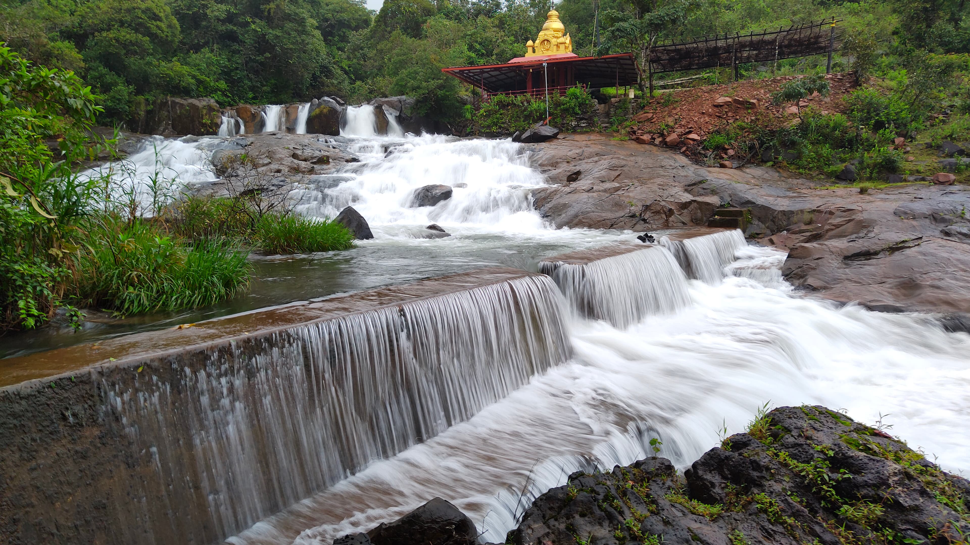 Baamikonda-trek-Somavathi falls