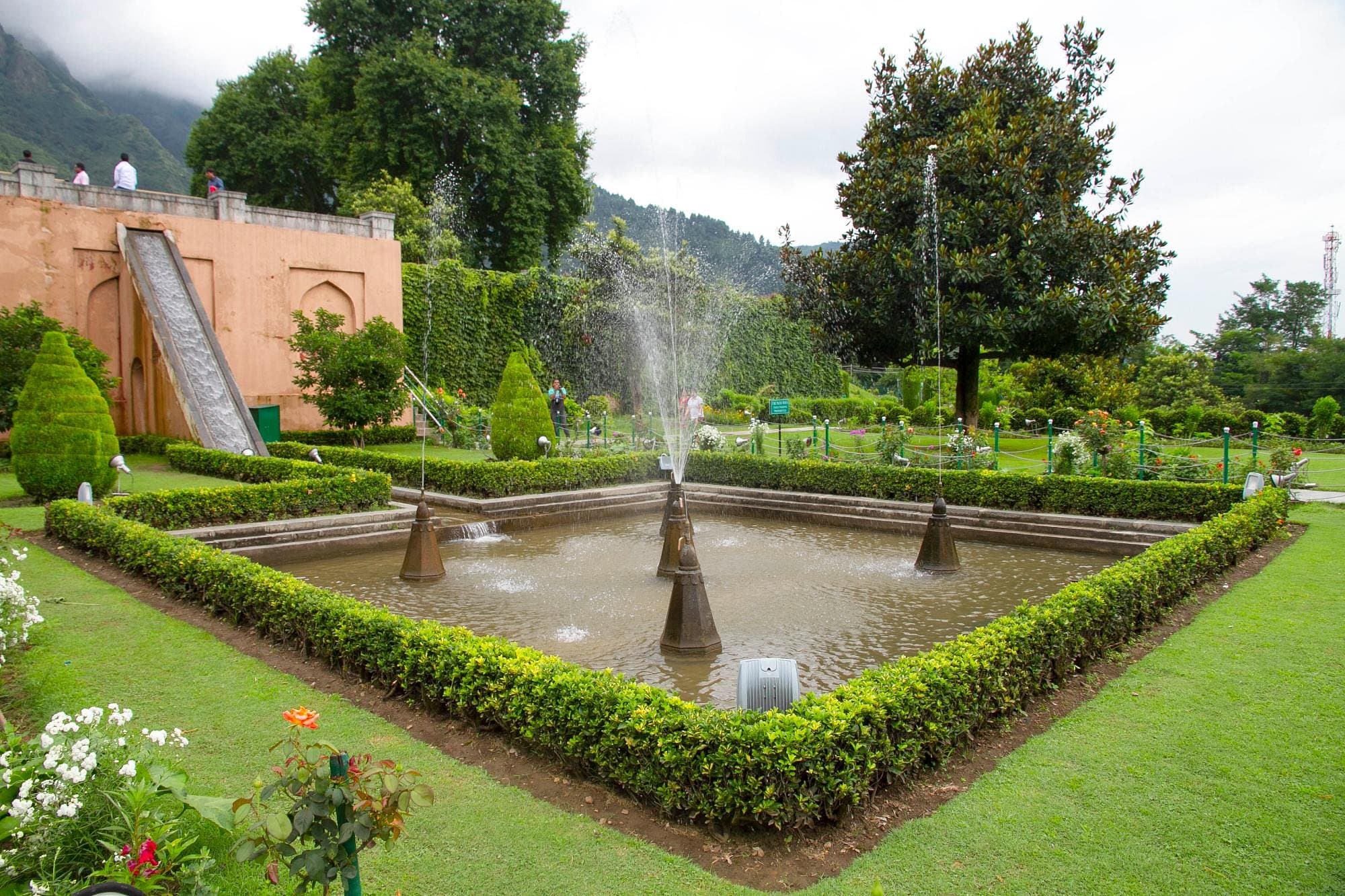 A fountain at Chashma Shahi Garden