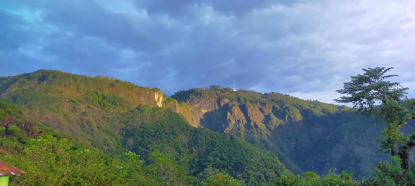 Sunrise at Vellagavi