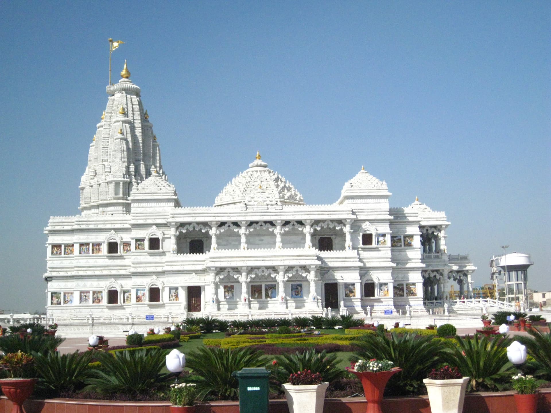Prem Mandir, Vrindavan