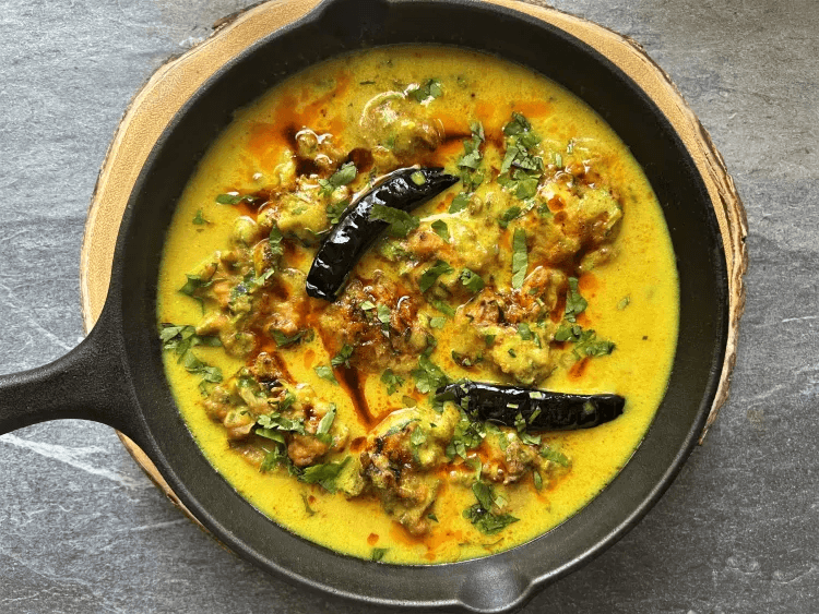 Kadhi Pakora