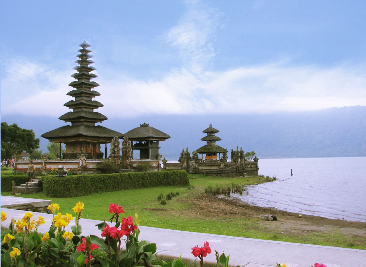 Uluwatu Temple drone view