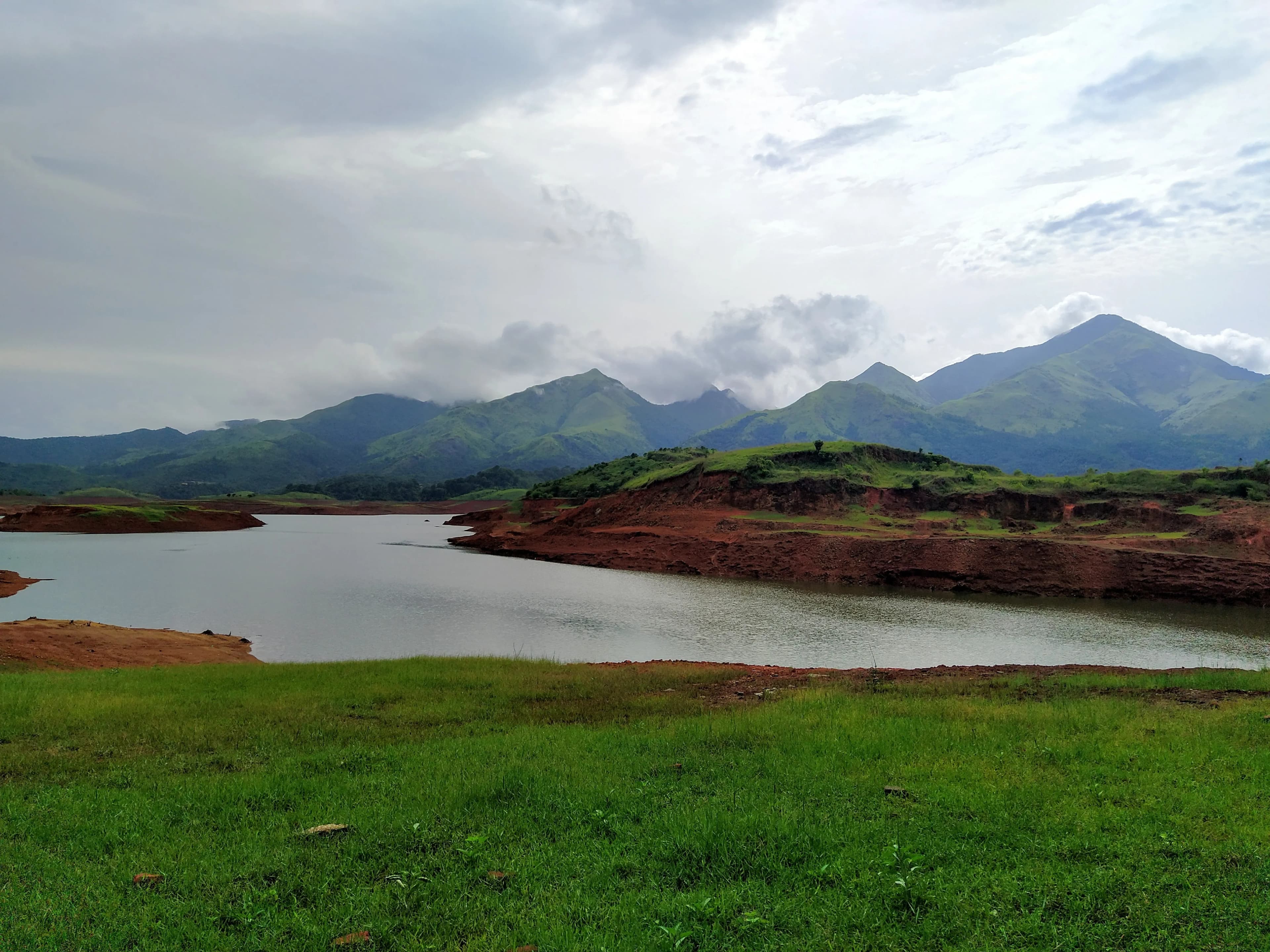 Banasura Dam: Trekking Experience from Bangalore to Wayanad Nature Trail