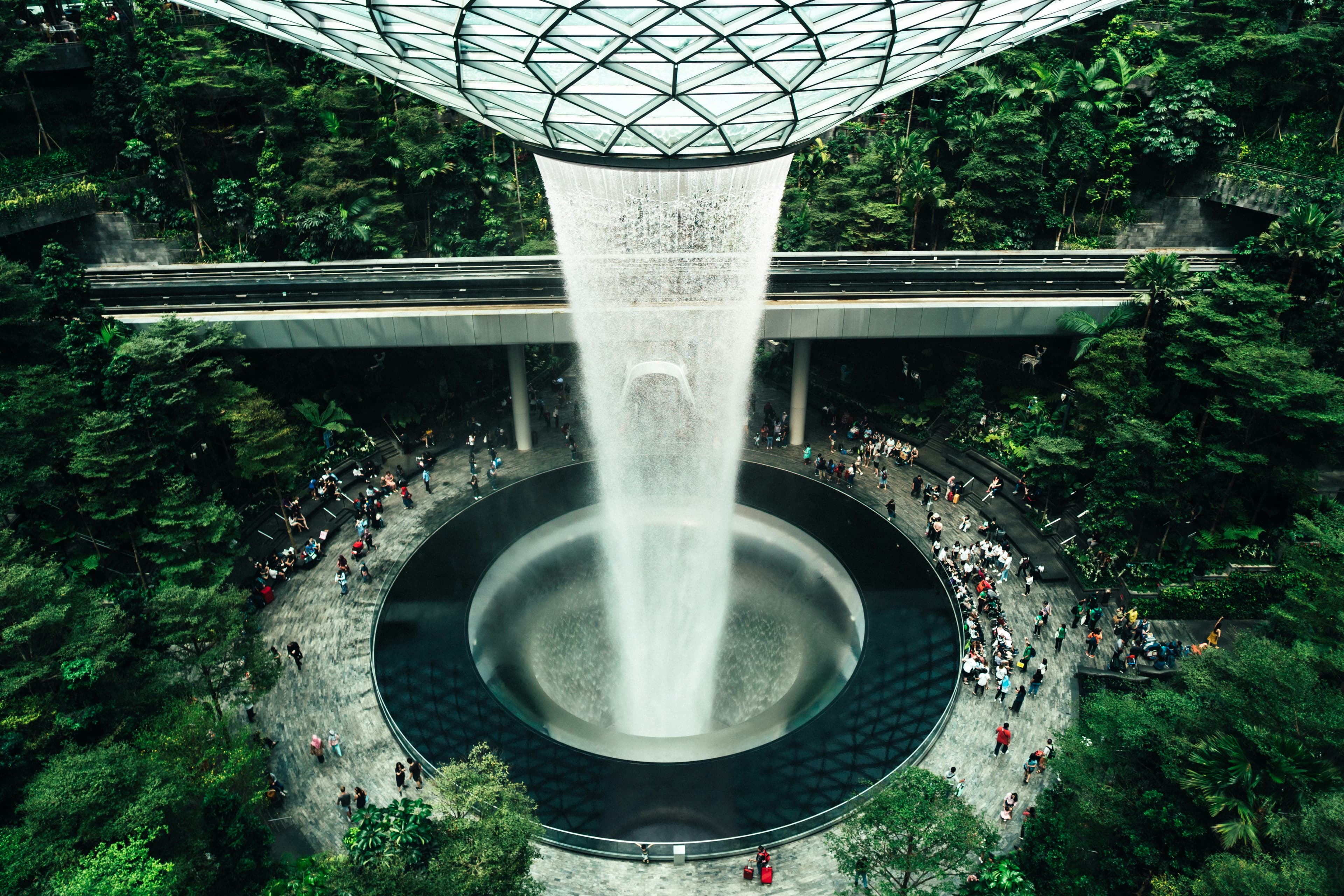 The waterfall at changi airport