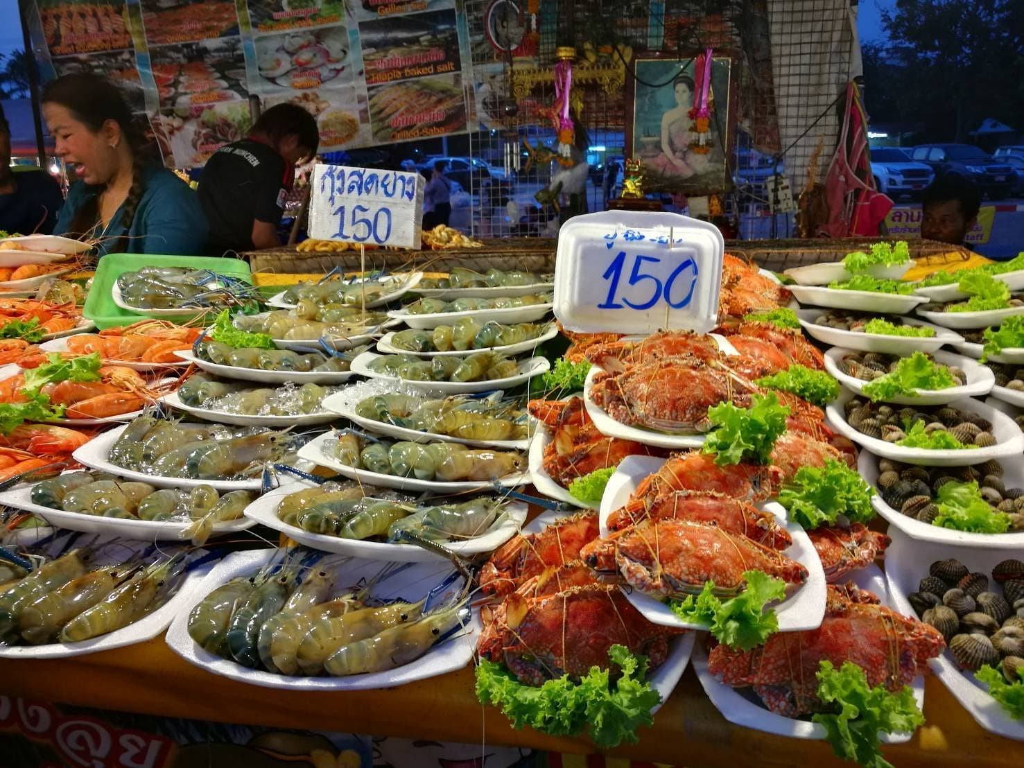 Street food at Jomtien Beach Night Market