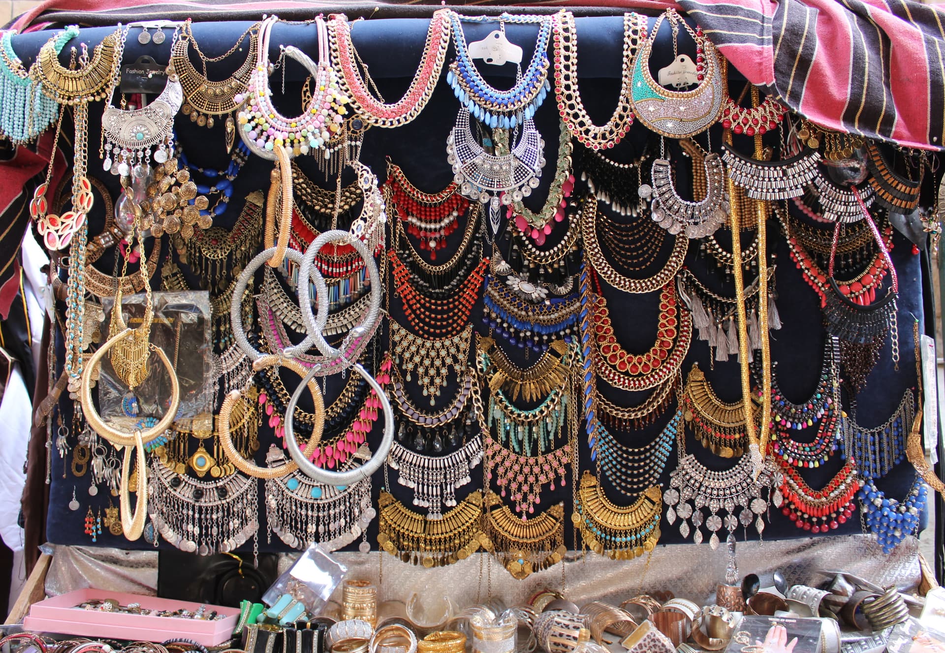 Jewel shop in Colaba Causeway market