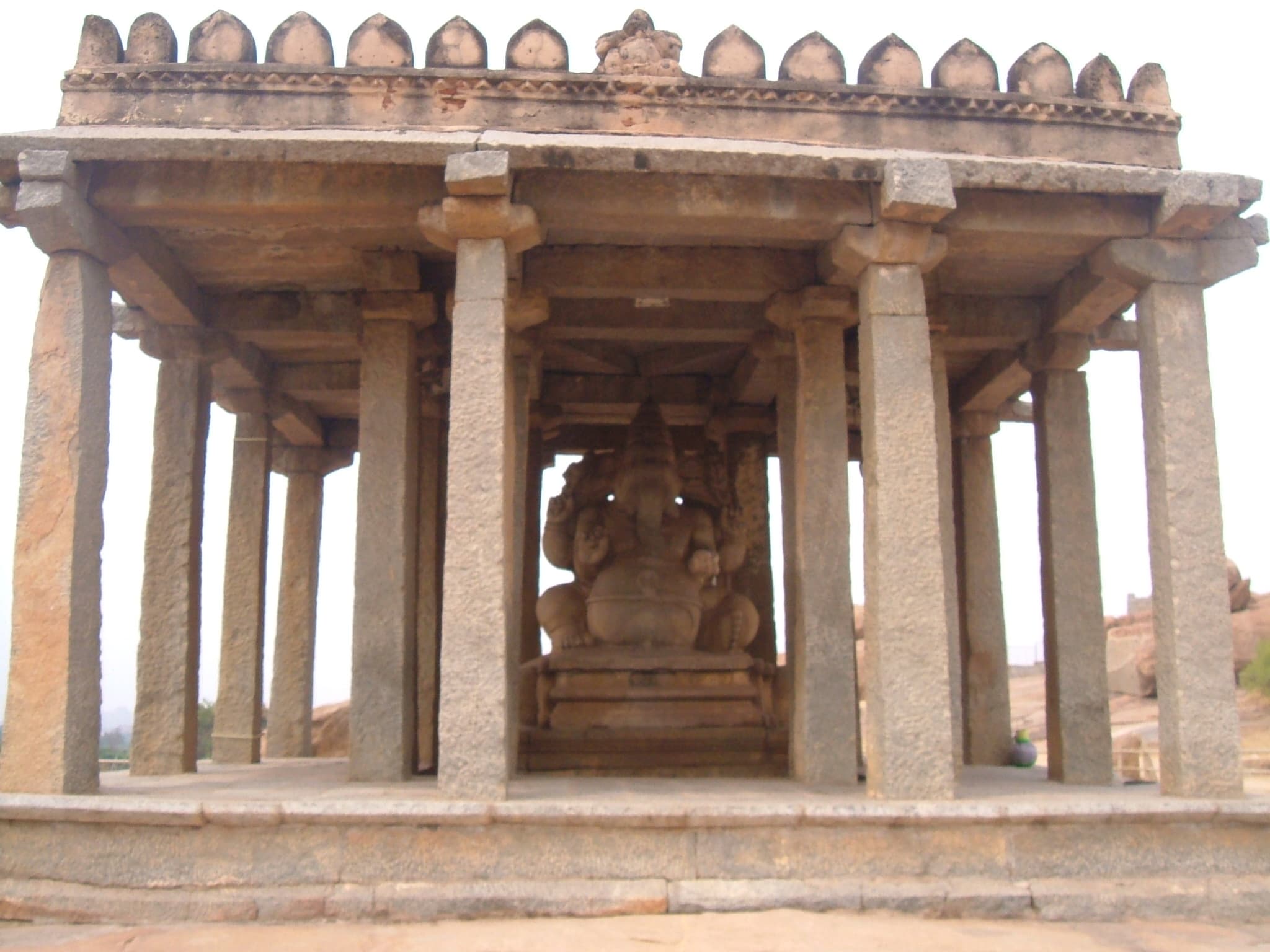 View of Kadalekalu Ganesha Temple