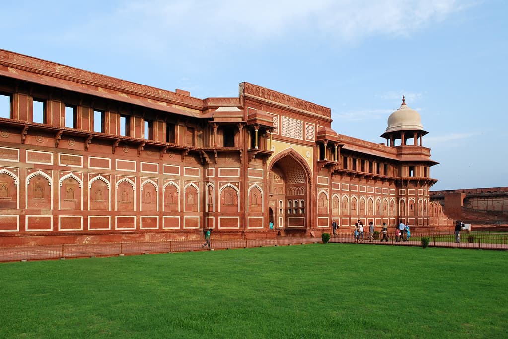 Agra Fort’s sprawling ramparts and towers