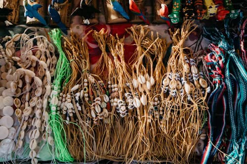Colorful shops at Kinari Bazaar