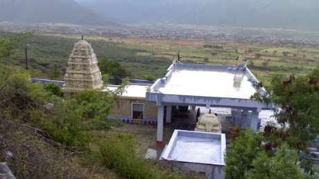 Aerial view of Anubhavi Subramaniar Temple
