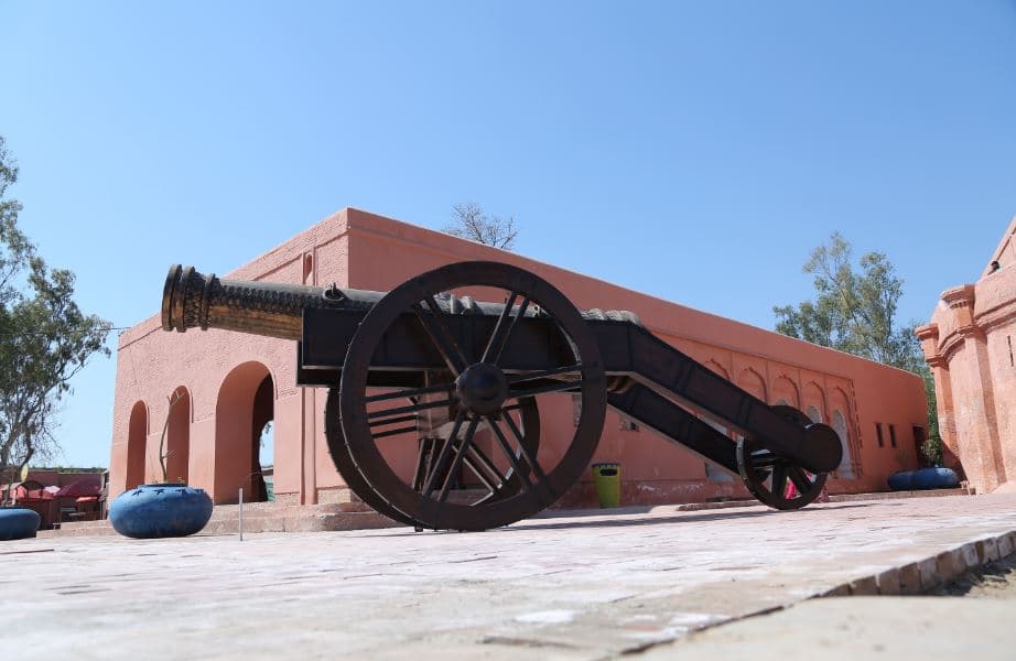 A canon displayed at the Gobindgarh Fort