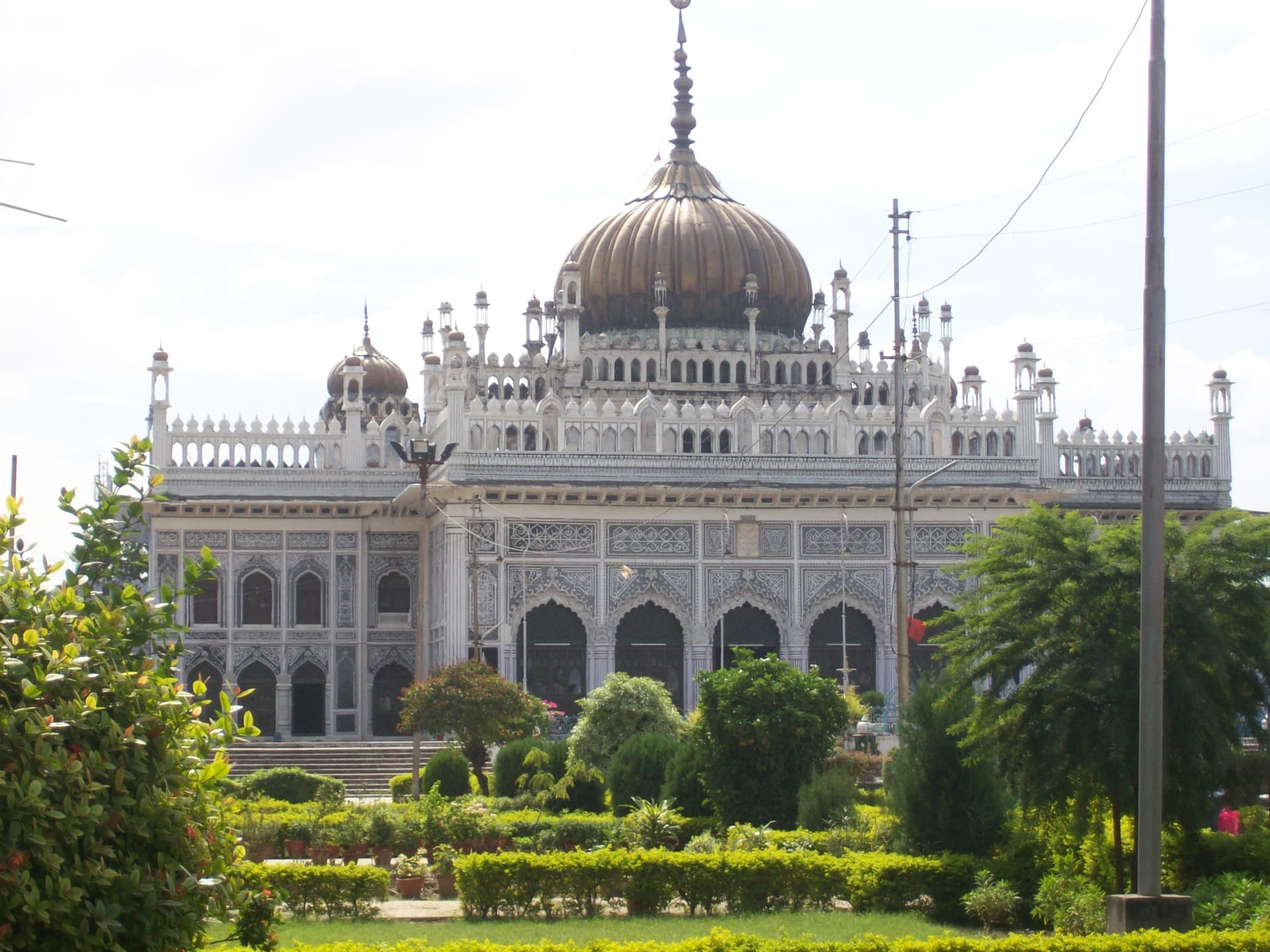 Closer view of Chota Imambara