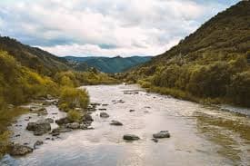 Closer view of water flow in Jaldhaka River Valley