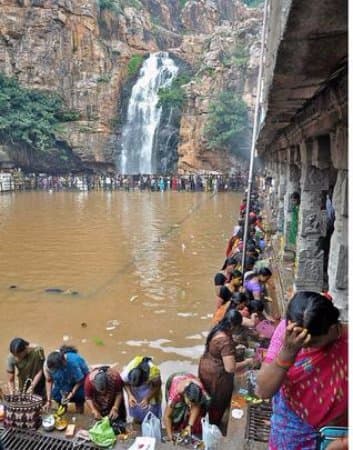 Devotees at Kapila Theertham