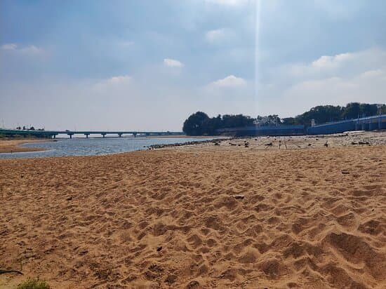 Beach at the karikala Chola Manimandapam