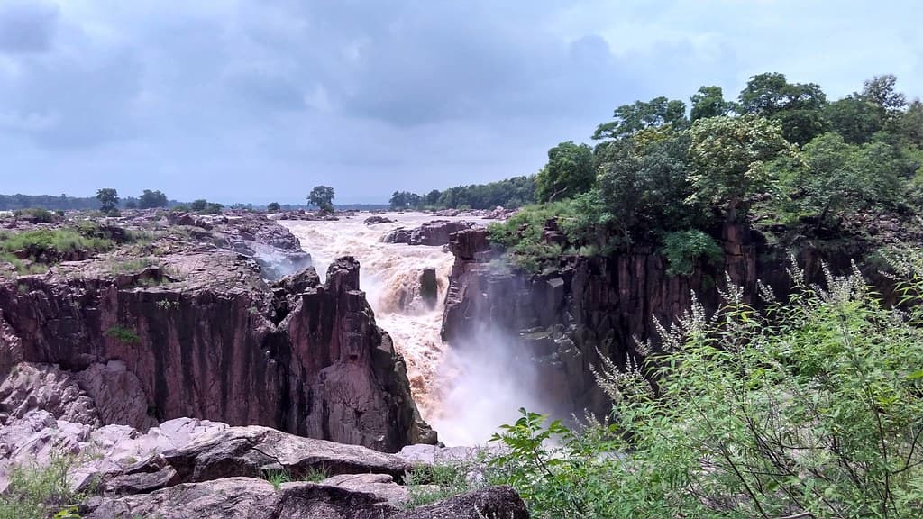 Monsoonal view of Raneh Falls