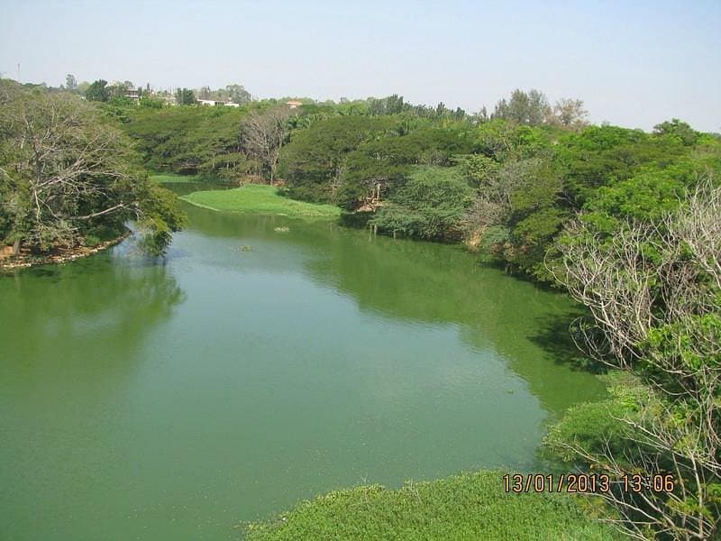 Scenic view of Karanji Lake