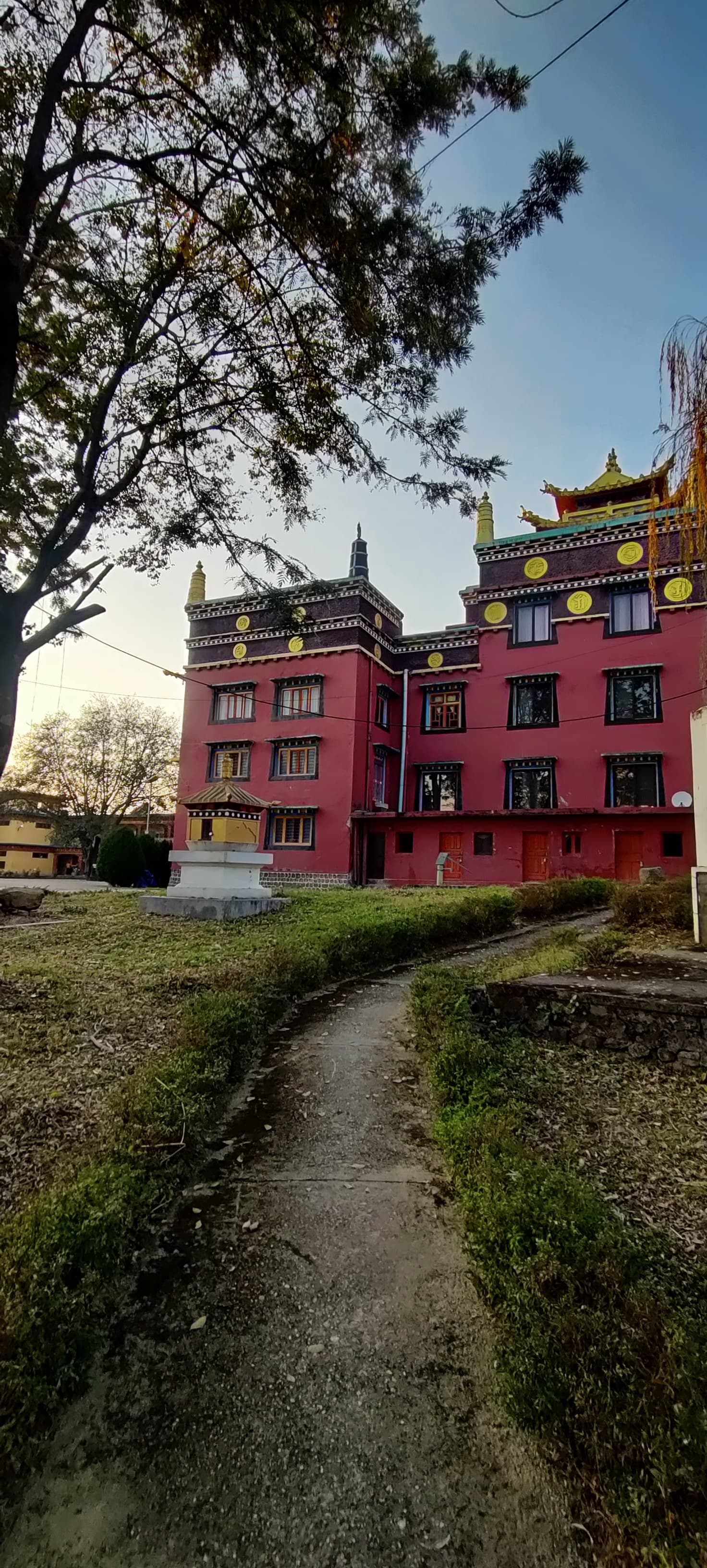 Chokling Monastery, Bir Billing