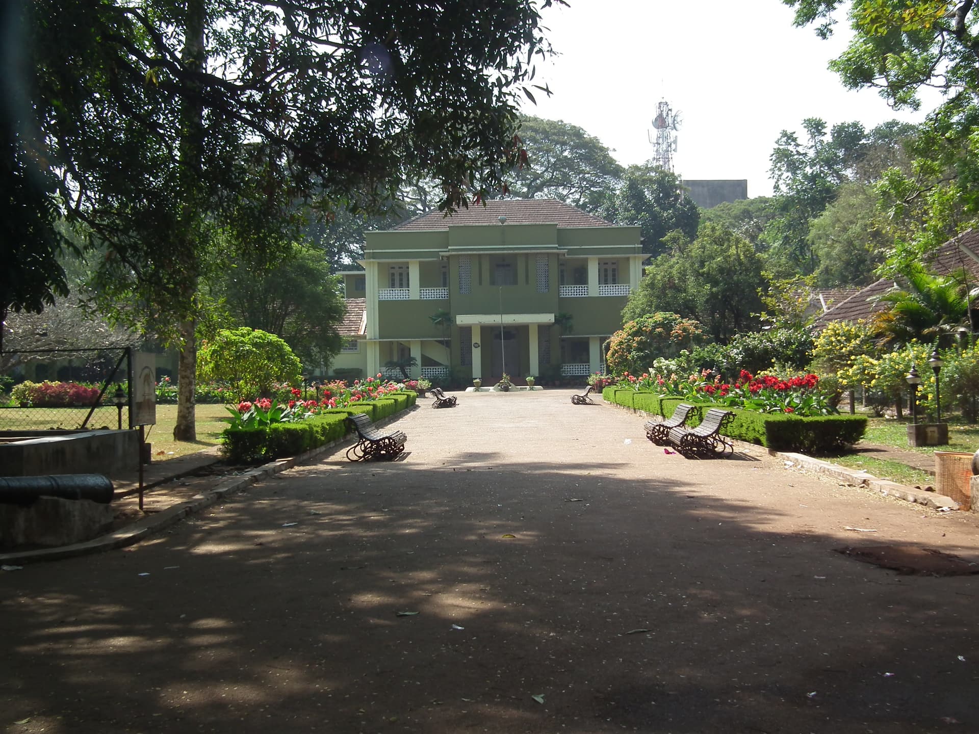 Thrissur Museum and Zoo