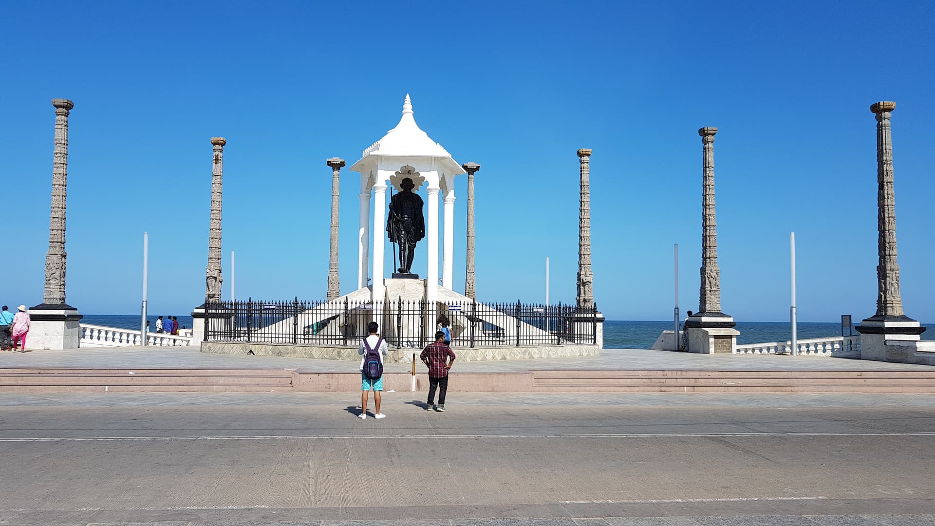 Mahatma Gandhi Statue, Pondicherry
