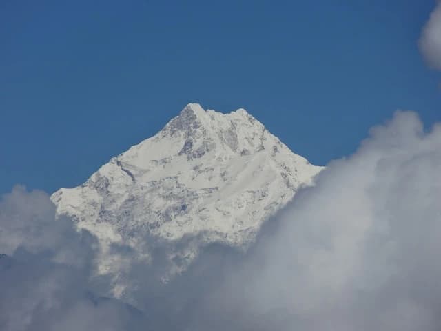 Kanchenjunga peak