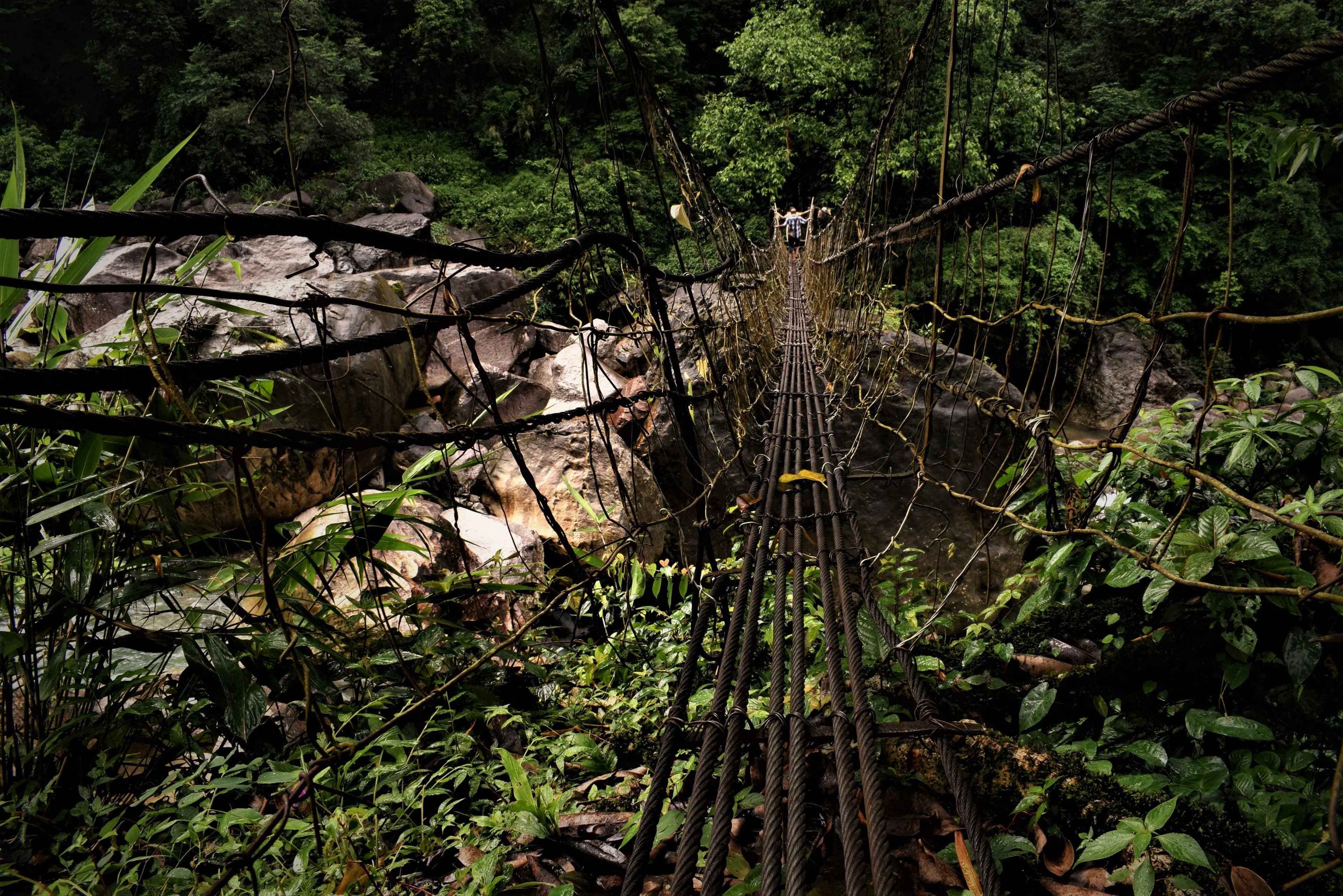 shillong in 5 days: explore cherrapunji, mawlynnong and dawki.